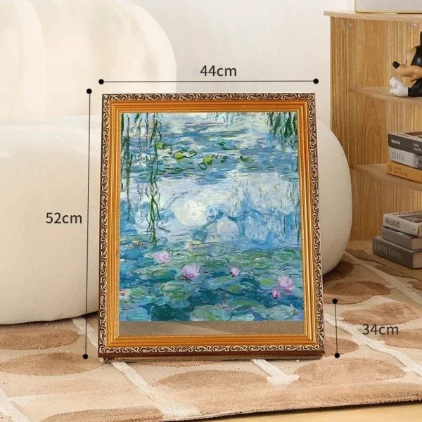 Oil painting cat scratching board