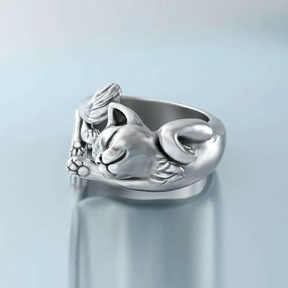 Beautiful Adjustable Cat Body Ring
