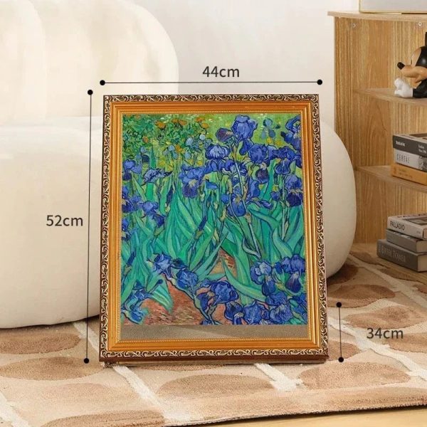 Oil painting cat scratching board