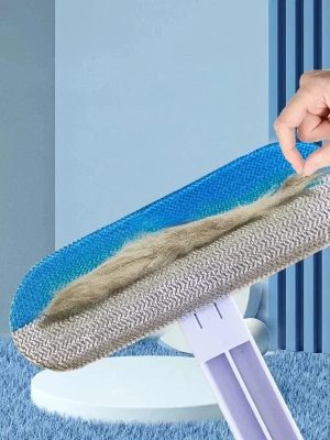 Reusable_jumbo_cat_hair_remover_for_pet_owners