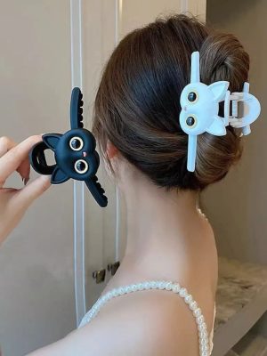 high-quality_acrylic_cat_claw_hair_accessory